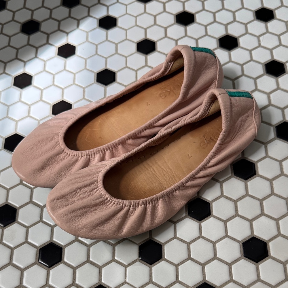 Tieks by Gavrieli Women's Ballet Flats in Blush Pink